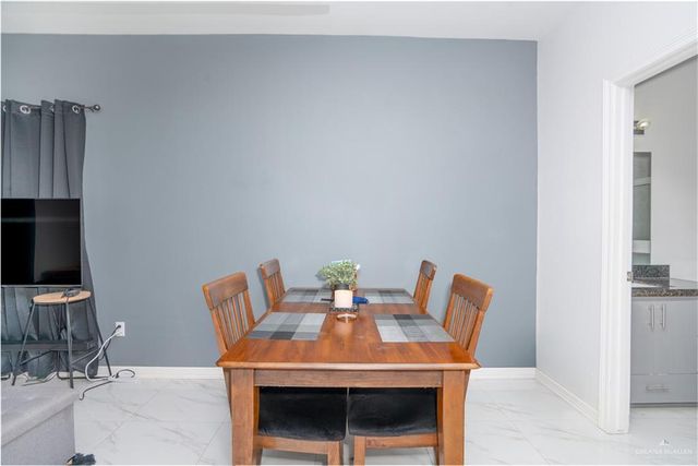 422 W Chavez W Street, Edinburg, TX 78541