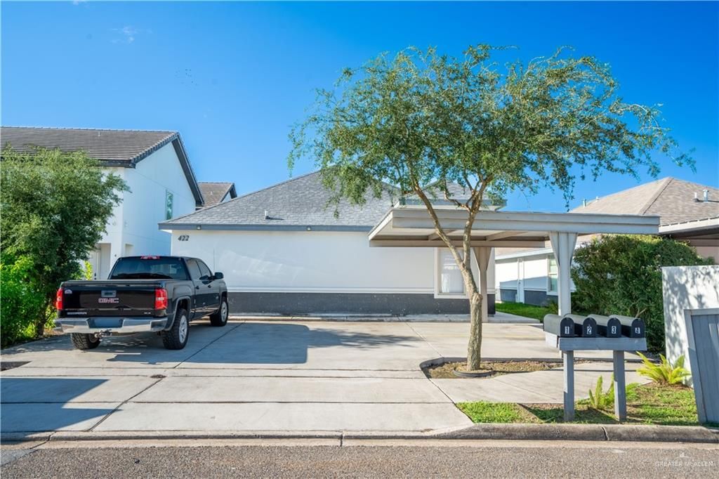 422 W Chavez W Street, Edinburg, TX 78541