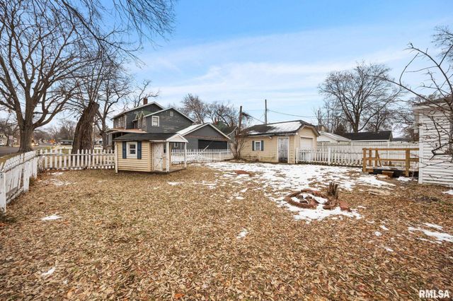 318 WASHINGTON Street, Pekin, IL 61554