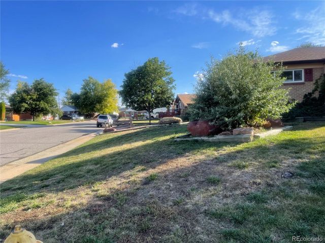 10478 Pearl Way, Northglenn, CO 80233