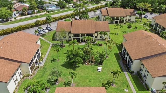3561 NW Tall Pine Way NW C2, Greenacres, FL 33463