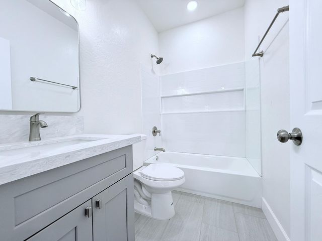 242 Fresno Street, Fresno, CA 93706