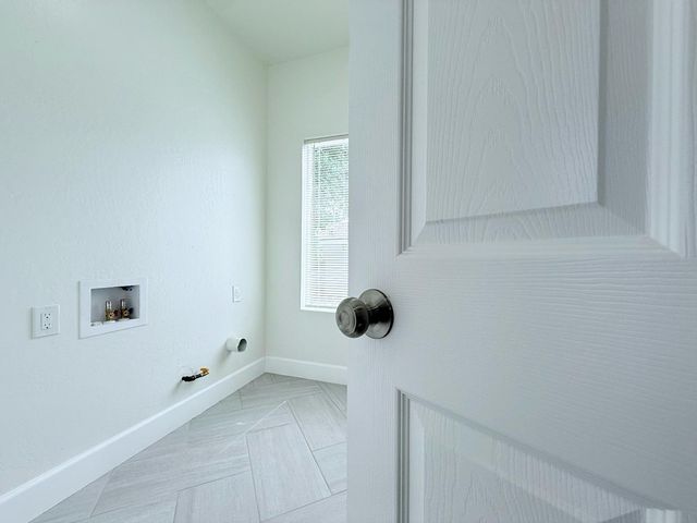 242 Fresno Street, Fresno, CA 93706