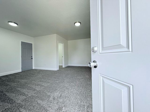 242 Fresno Street, Fresno, CA 93706