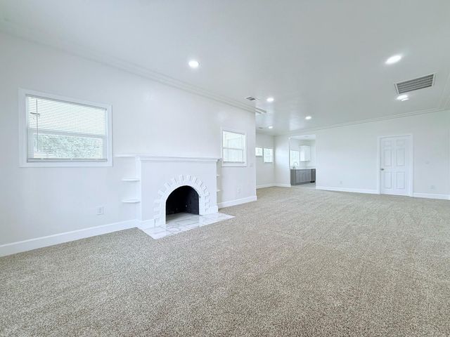 242 Fresno Street, Fresno, CA 93706