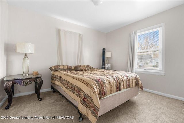 815 Woodbine Avenue, Lansing, MI 48910