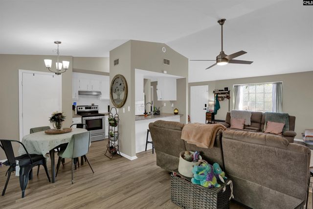 2 Forest Trail Court, Columbia, SC 29212