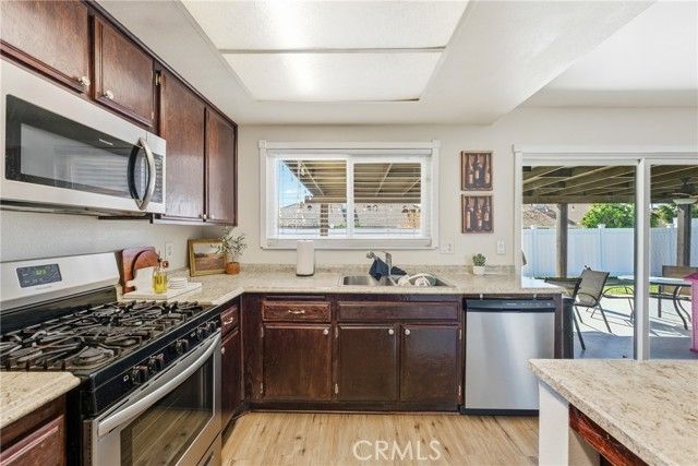 251 E Scott, Rialto, CA 92376