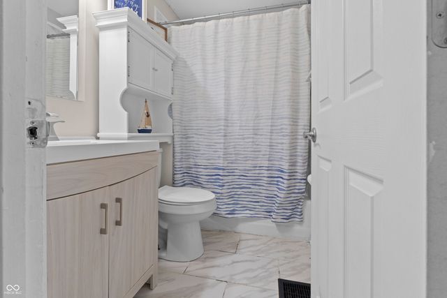 1907 N Drexel, Indianapolis, IN 46218