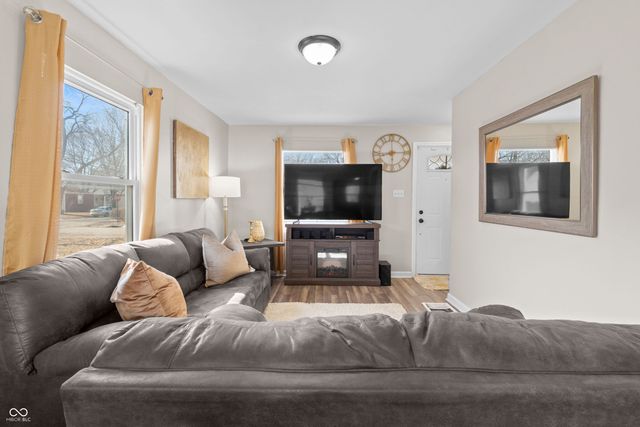 1907 N Drexel, Indianapolis, IN 46218