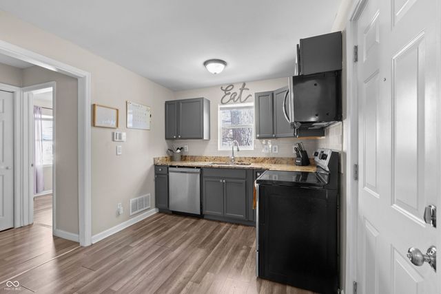 1907 N Drexel, Indianapolis, IN 46218