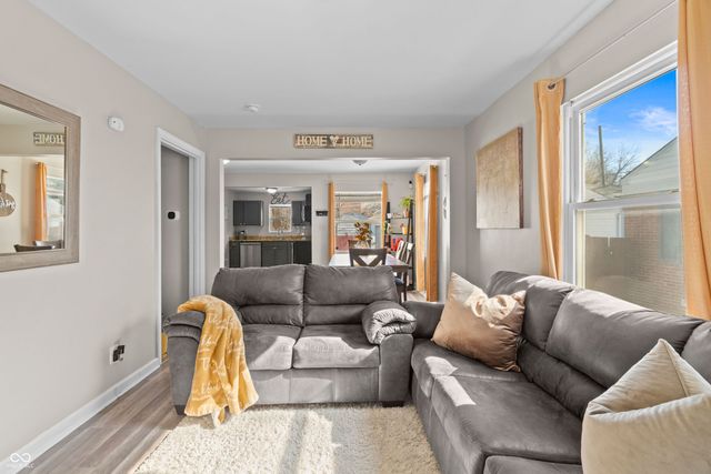 1907 N Drexel, Indianapolis, IN 46218