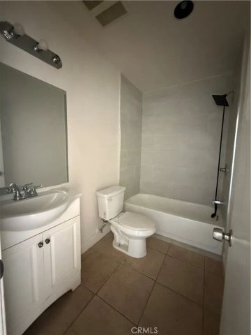 14805 N Chase Street 219, Panorama City, CA 91402