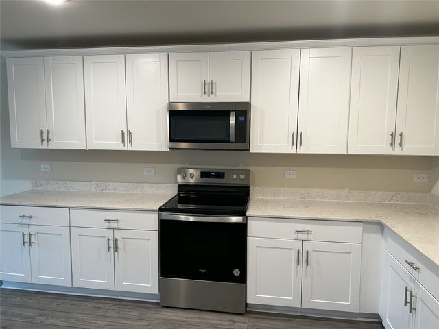 320 Glenwick Lane, Van Alstyne, TX 75495