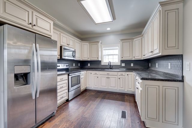 135 Chickamauga Trl, Winchester, TN 37398