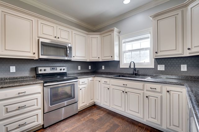 135 Chickamauga Trl, Winchester, TN 37398