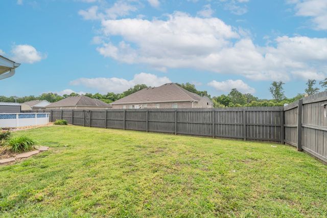 135 Chickamauga Trl, Winchester, TN 37398