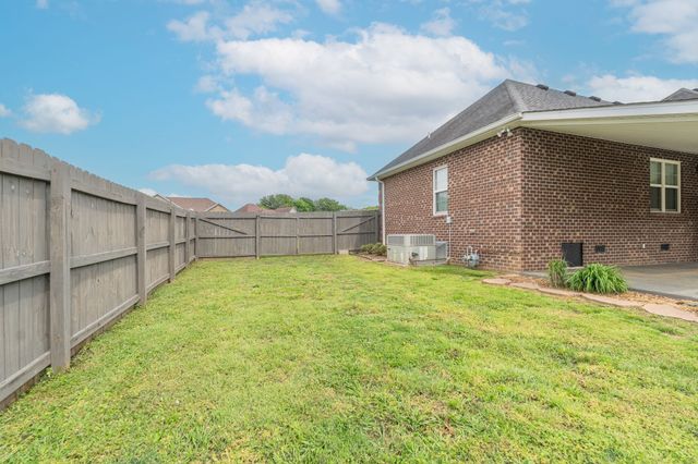 135 Chickamauga Trl, Winchester, TN 37398