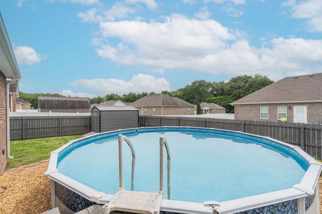 135 Chickamauga Trl, Winchester, TN 37398