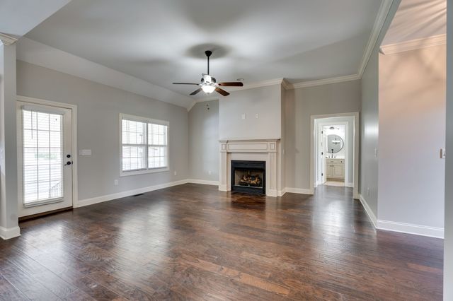 135 Chickamauga Trl, Winchester, TN 37398