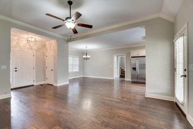 135 Chickamauga Trl, Winchester, TN 37398