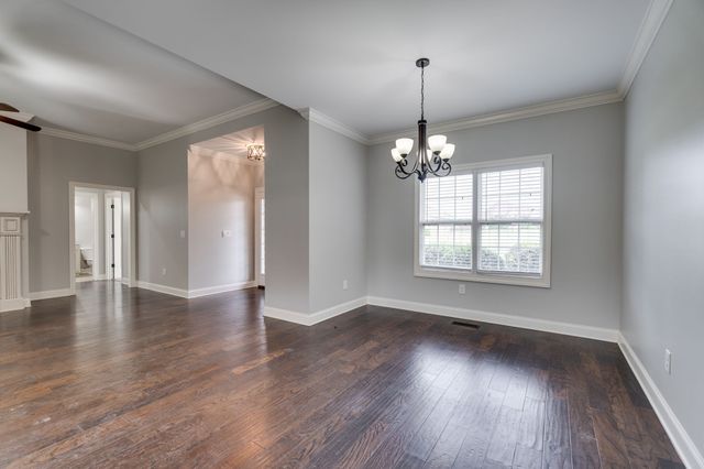 135 Chickamauga Trl, Winchester, TN 37398