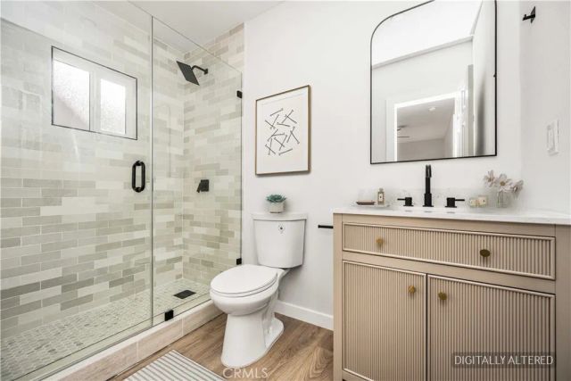 2037 W 64th, Los Angeles, CA 90047