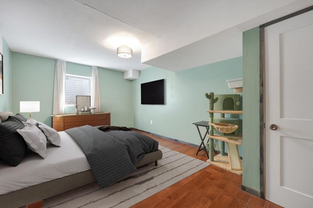 9432 71st Bay S, Cottage Grove, MN 55016