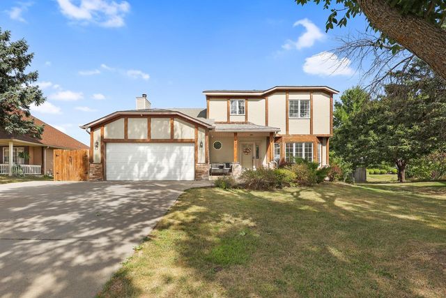 9432 71st Bay S, Cottage Grove, MN 55016