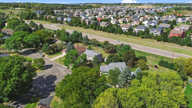 9432 71st Bay S, Cottage Grove, MN 55016
