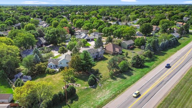 9432 71st Bay S, Cottage Grove, MN 55016