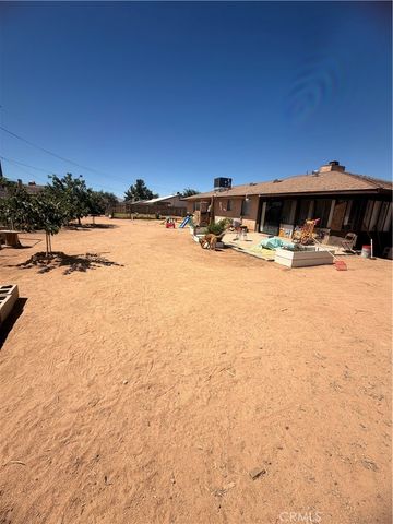16661 Pawnee, Apple Valley, CA 92307