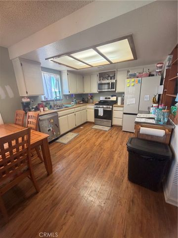 16661 Pawnee, Apple Valley, CA 92307