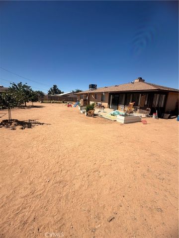 16661 Pawnee, Apple Valley, CA 92307