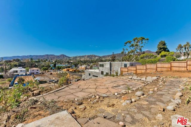 740 Haverford Avenue, Pacific Palisades, CA 90272