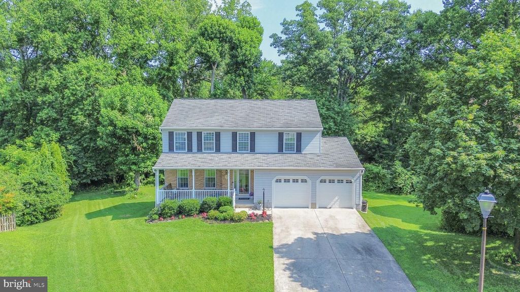 7 YEW CT, Baltimore, MD 21221