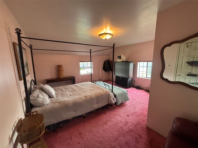 4913 Terlingua Drive, Granbury, TX 76048