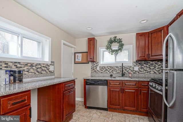 206 WILDER ST, Philadelphia, PA 19147