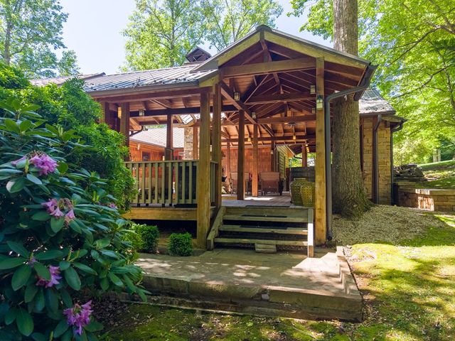 34 Shane Laughter, Robbinsville, NC 28771