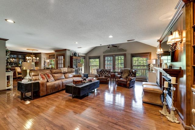34 Shane Laughter, Robbinsville, NC 28771