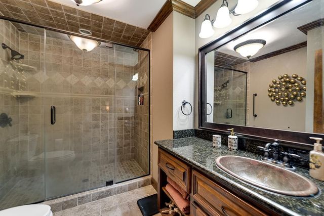34 Shane Laughter, Robbinsville, NC 28771