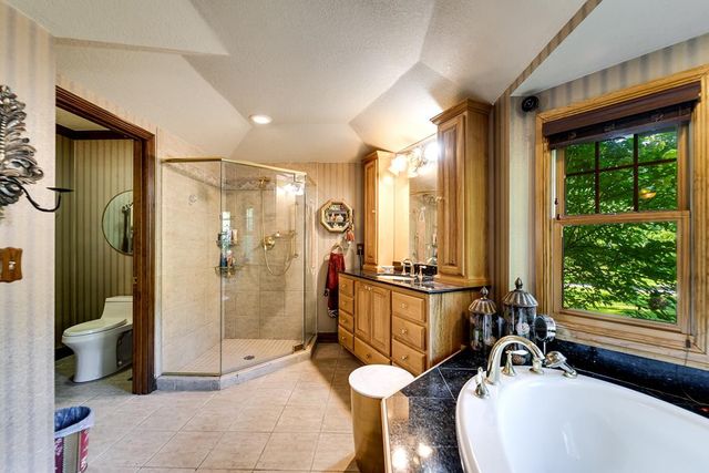 34 Shane Laughter, Robbinsville, NC 28771