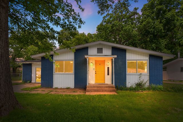 2940 Elmwood Street, Portage, IN 46368