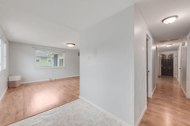 2940 Elmwood Street, Portage, IN 46368