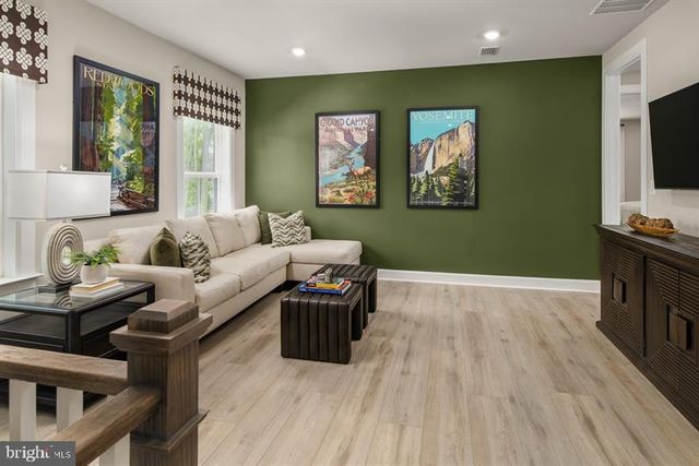 9419 FOUNDERS LN, Perry Hall, MD 21128