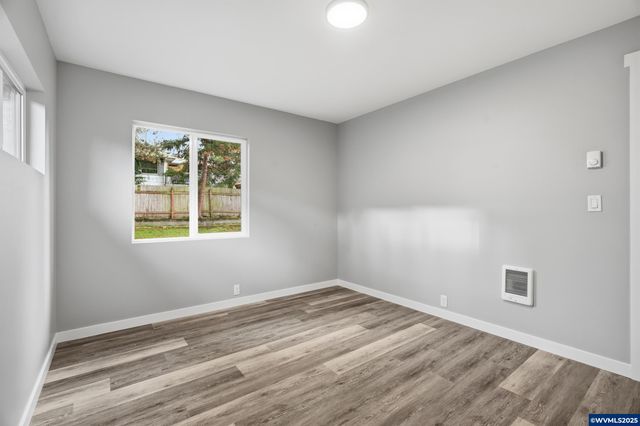 551 Riverview Dr NW, Salem, OR 97304