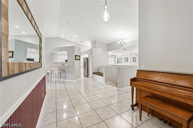 349 Dover PL 203, Naples, FL 34104