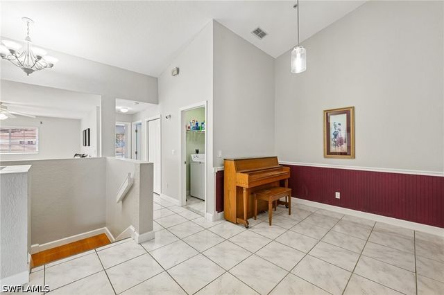 349 Dover PL 203, Naples, FL 34104