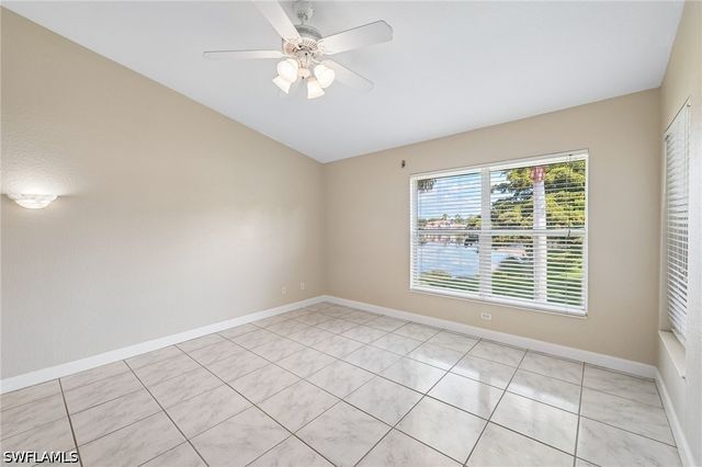 349 Dover PL 203, Naples, FL 34104