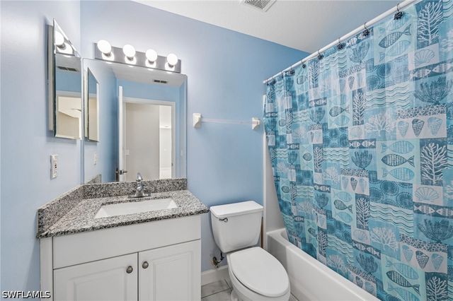 349 Dover PL 203, Naples, FL 34104